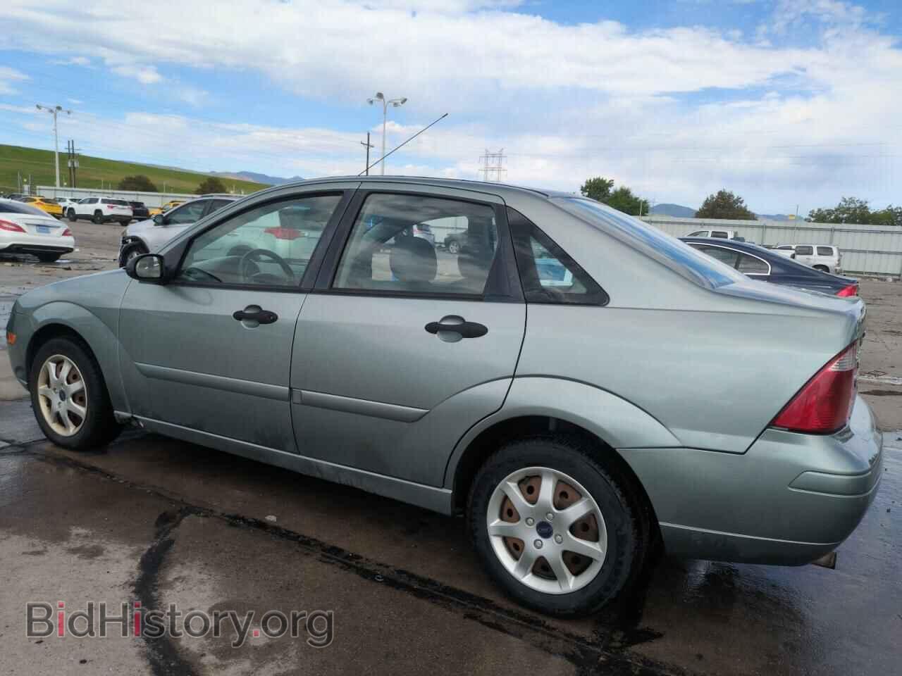 2005 FORD FOCUS - VIN: 1FAFP34N65W302383 - Фото 2