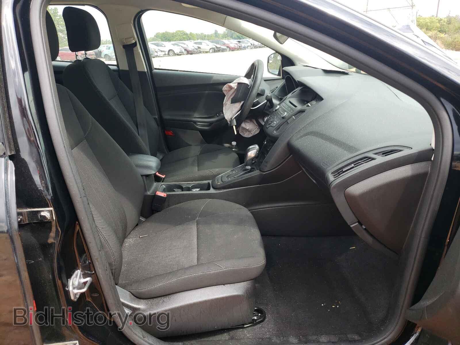 2016 FORD FOCUS - VIN: 1FADP3F22GL389939 - Photo 5