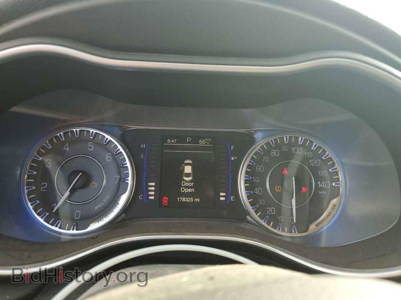 2016 CHRYSLER 200 - VIN: 1C3CCCAB6GN106217 - Фото 9