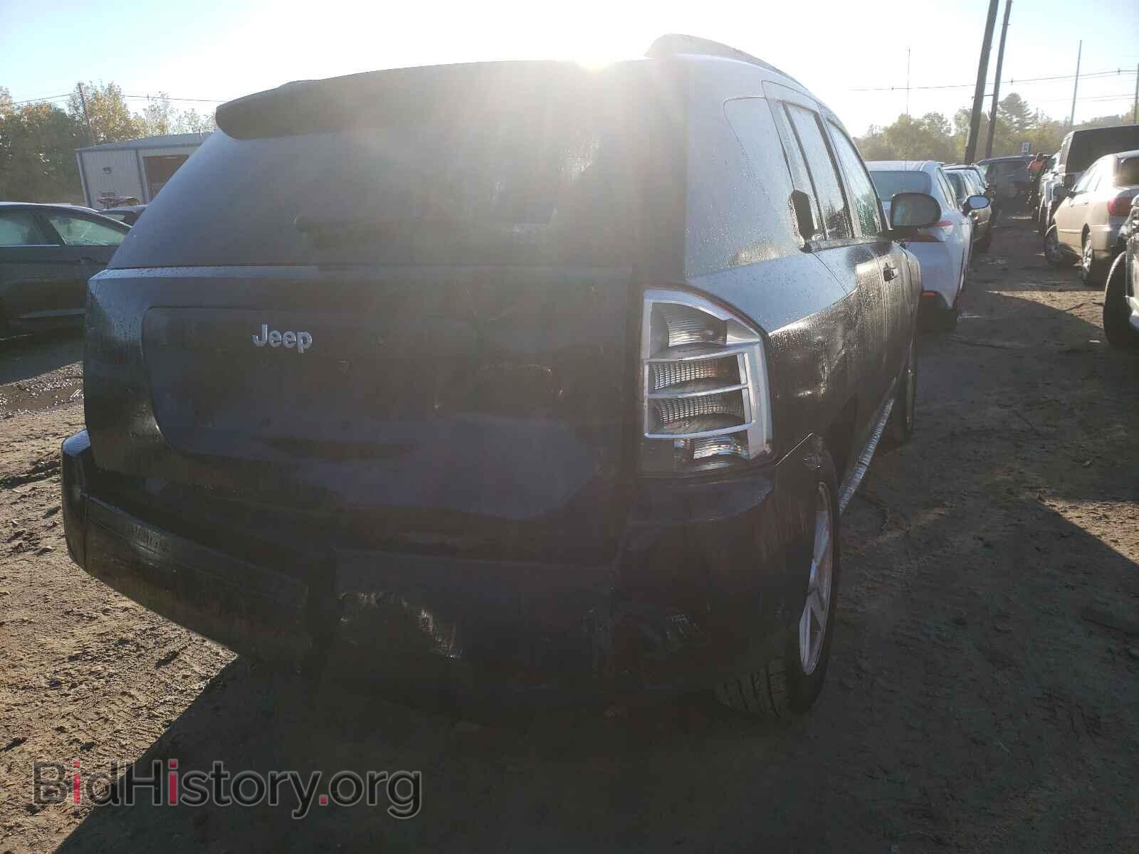 2010 JEEP COMPASS - VIN: 1J4NT1FA8AD647446 - Фото 4