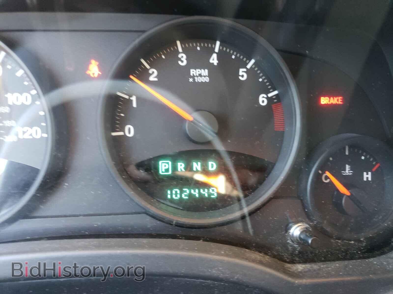 2010 JEEP COMPASS - VIN: 1J4NT1FA8AD647446 - Фото 8