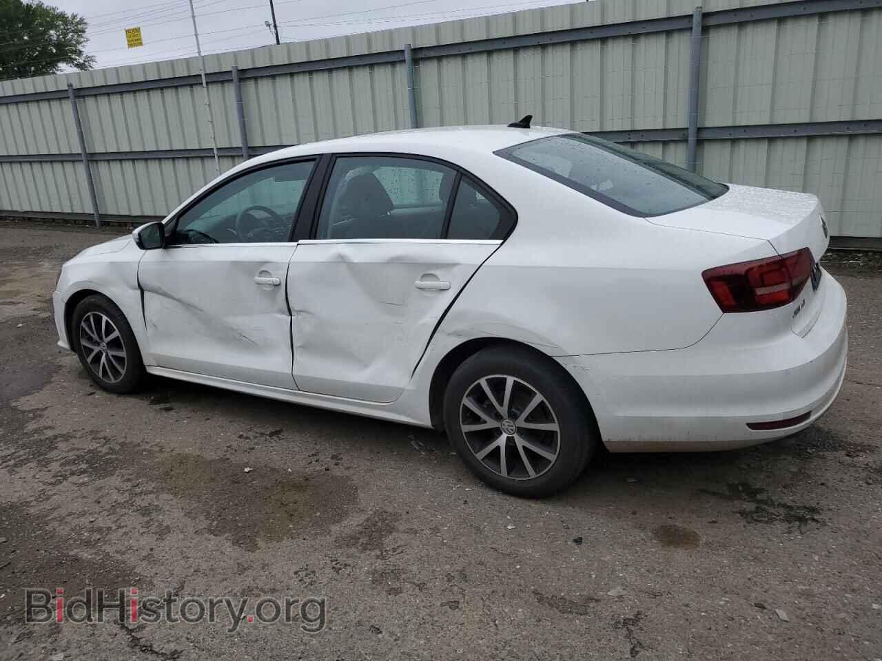 2017 VOLKSWAGEN JETTA - VIN: 3VWDB7AJ2HM404239 - Фото 2