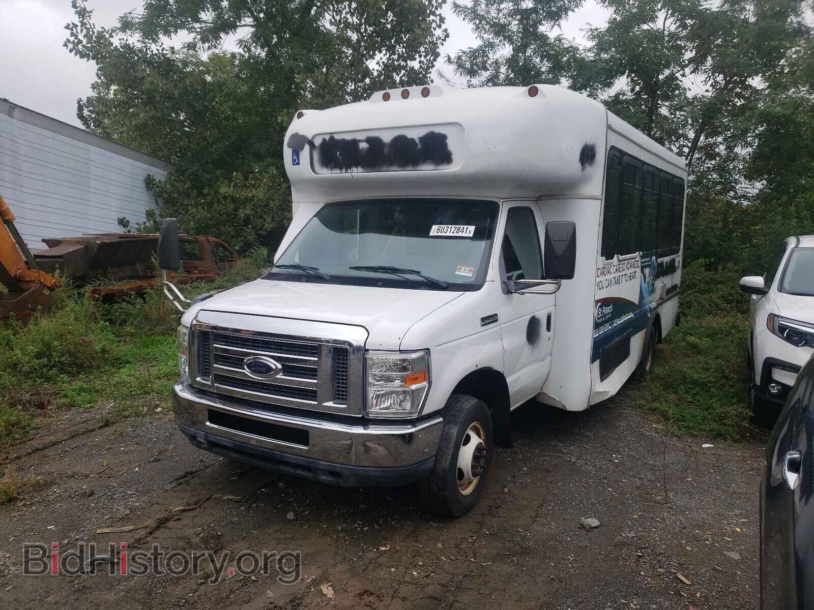 2011 FORD ECONOLINE - VIN: 1FDFE4FS9BDB00570 - Photo 2