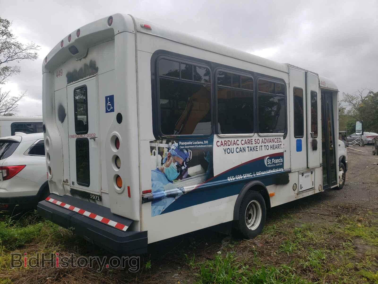 2011 FORD ECONOLINE - VIN: 1FDFE4FS9BDB00570 - Photo 4