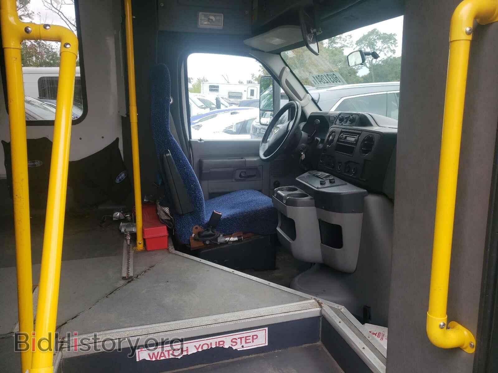 2011 FORD ECONOLINE - VIN: 1FDFE4FS9BDB00570 - Photo 5