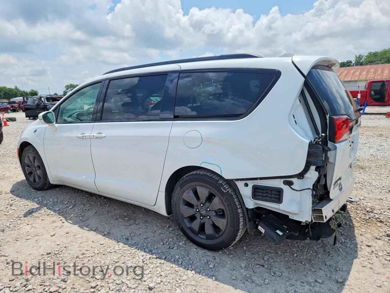 2020 CHRYSLER PACIFICA - VIN: 2C4RC1N72LR267578 - Фото 2