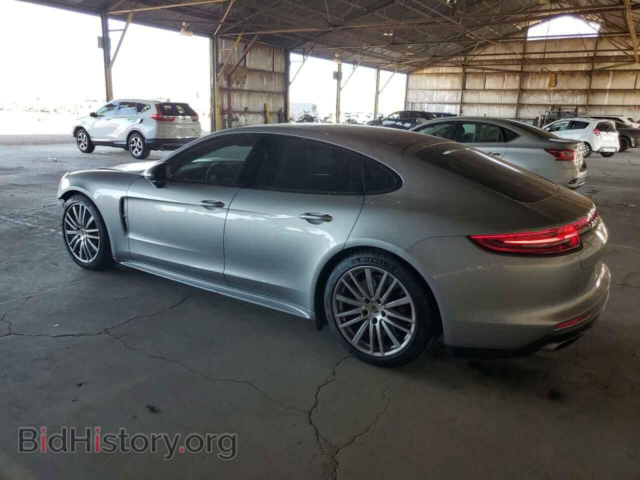 2018 PORSCHE PANAMERA - VIN: WP0AF2A72JL140125 - Фото 2