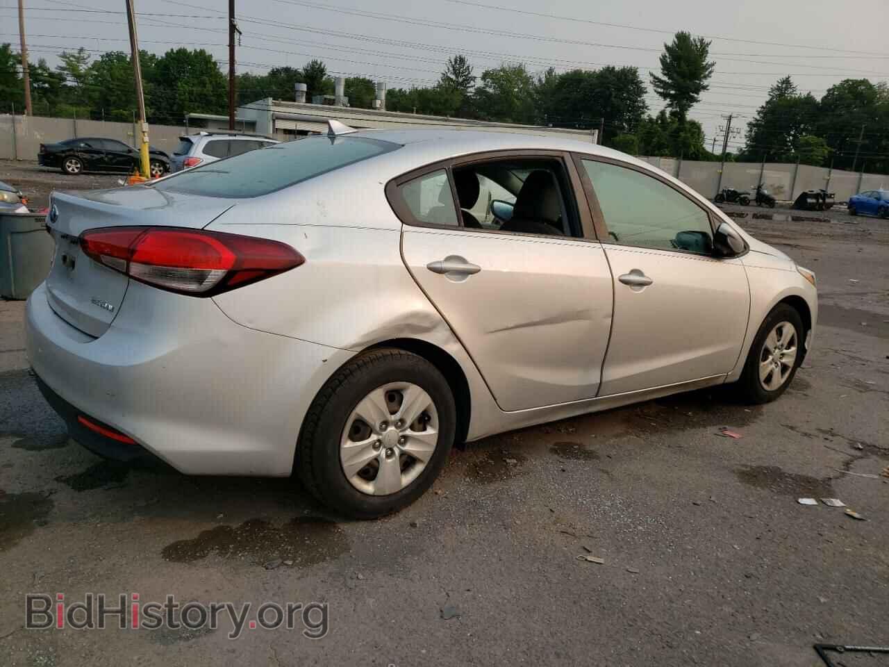 2017 KIA FORTE - VIN: 3KPFK4A78HE036142 - Фото 3