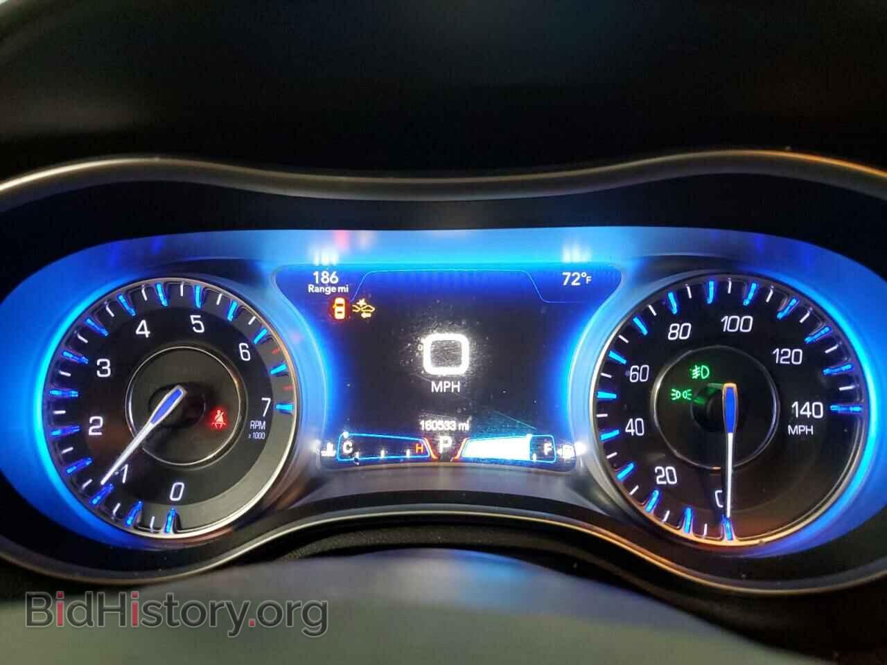 2015 CHRYSLER 300 - VIN: 2C3CCASGXFH816243 - Фото 9