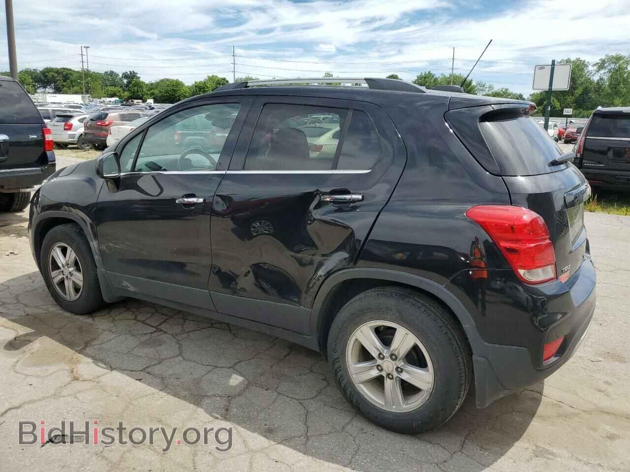 2017 CHEVROLET TRAX - VIN: 3GNCJLSB2HL239310 - Фото 2