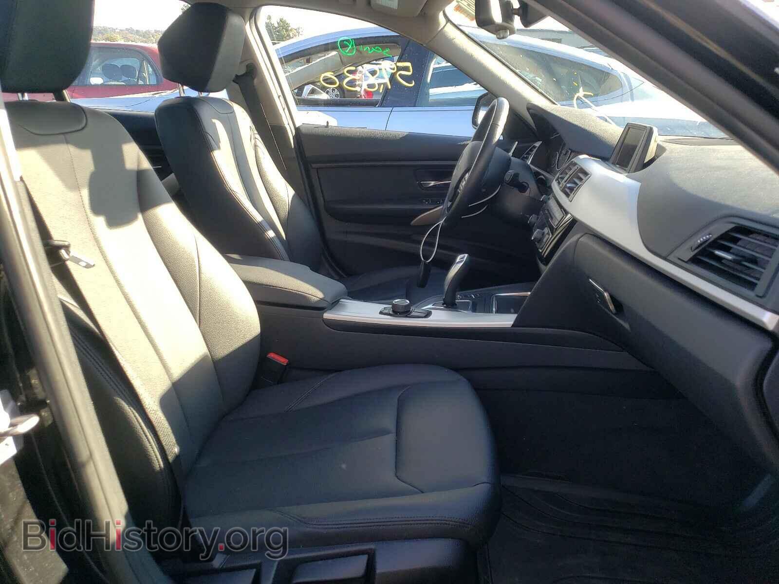 2016 BMW 3 SERIES - VIN: WBA8E1G55GNU10699 - Фото 5