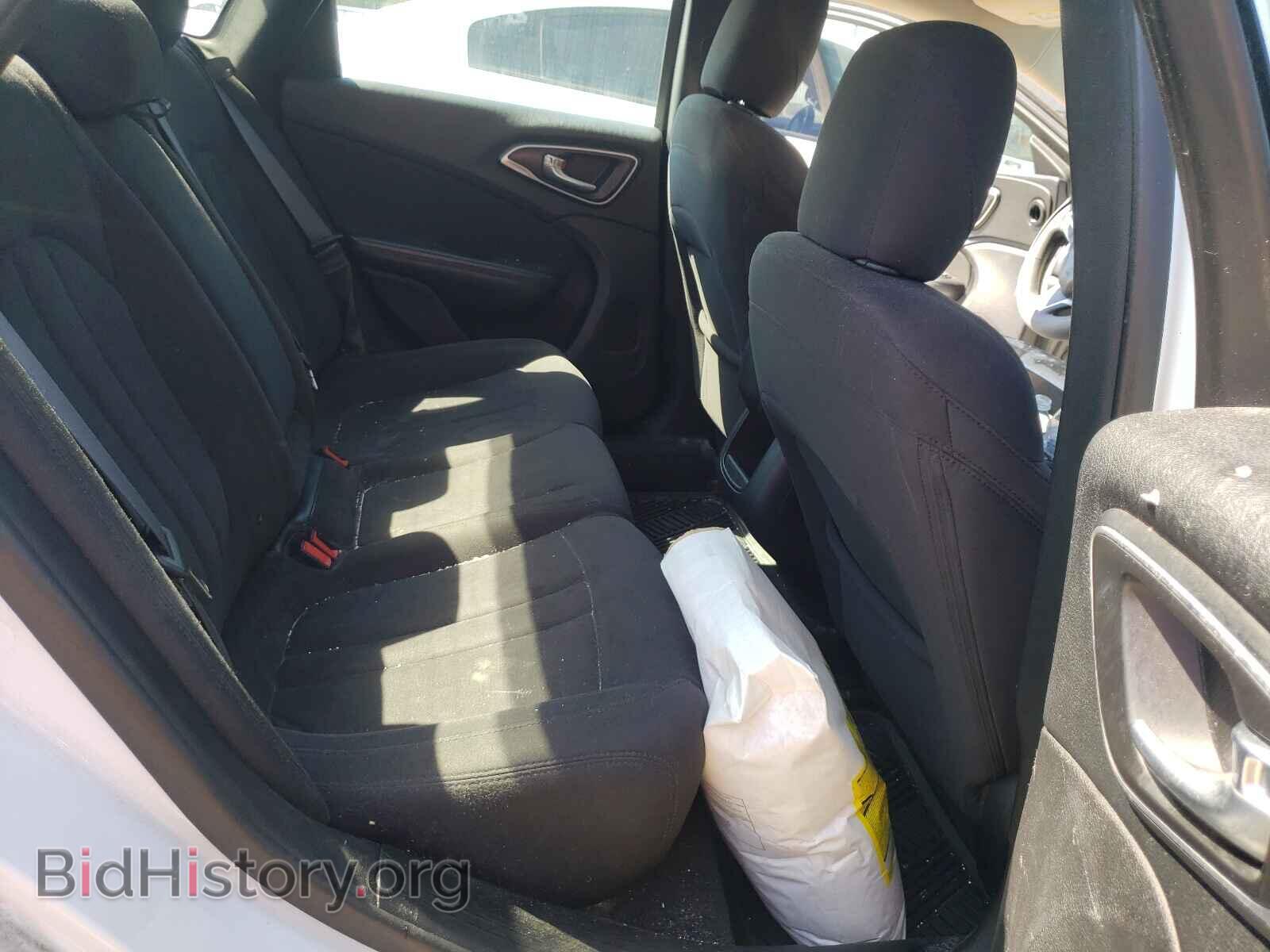 2015 CHRYSLER 200 - VIN: 1C3CCCAB5FN501956 - Photo 6
