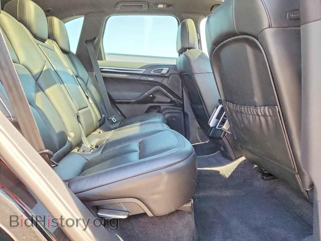 2018 PORSCHE CAYENNE - VIN: WP1AE2A26JLA71879 - Фото 11