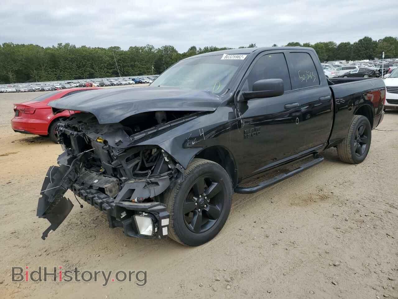 2018 RAM 1500 - VIN: 1C6RR7FG6JS342995 - Фото 2