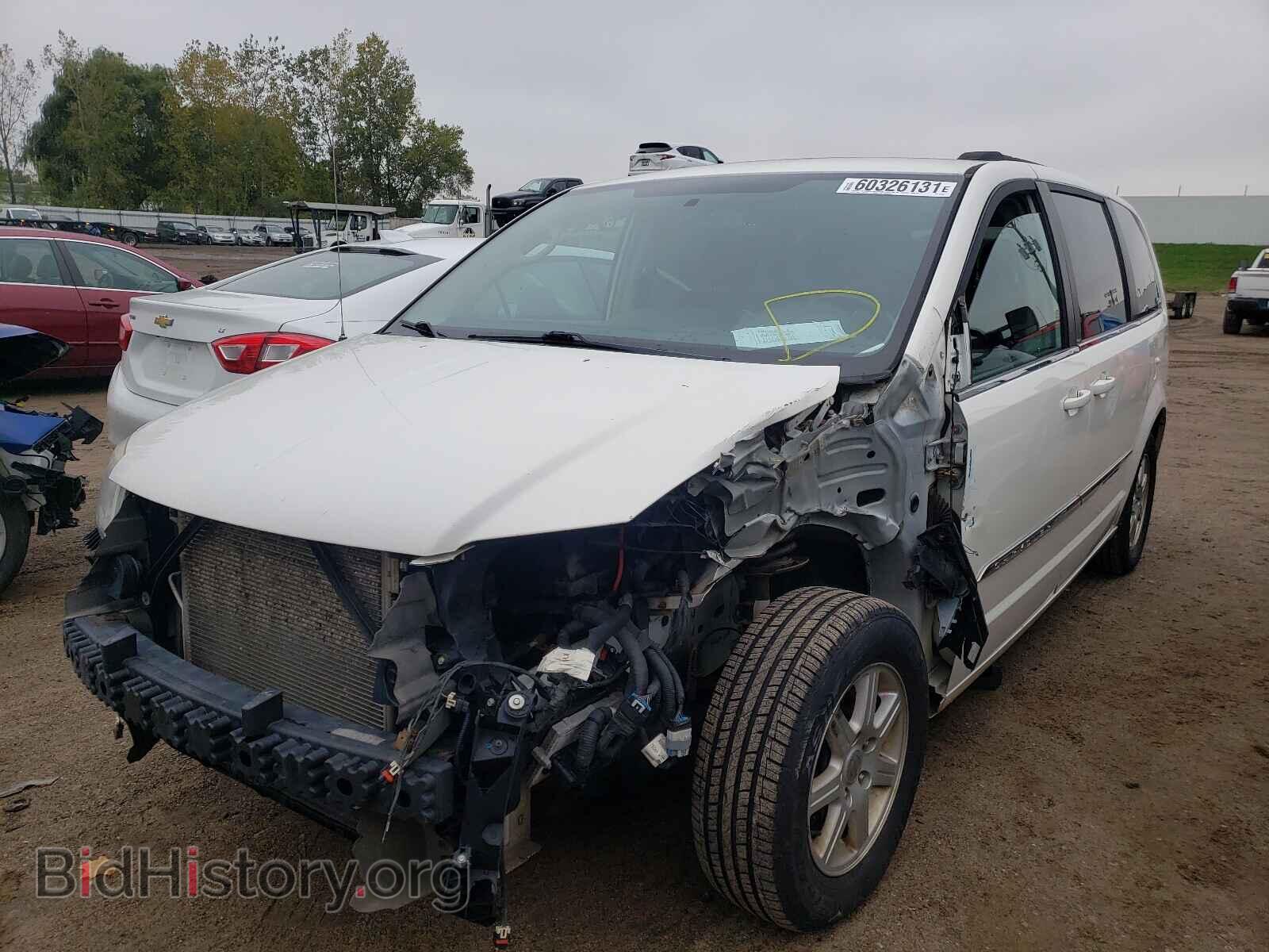 2011 CHRYSLER MINIVAN - VIN: 2A4RR5DG0BR614132 - Фото 2