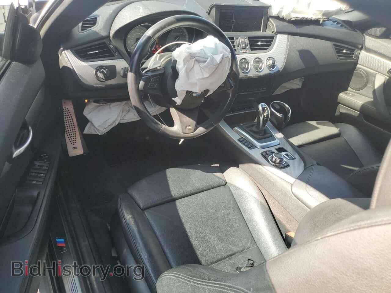 2011 BMW Z4 - VIN: WBALM1C54BE633439 - Фото 8
