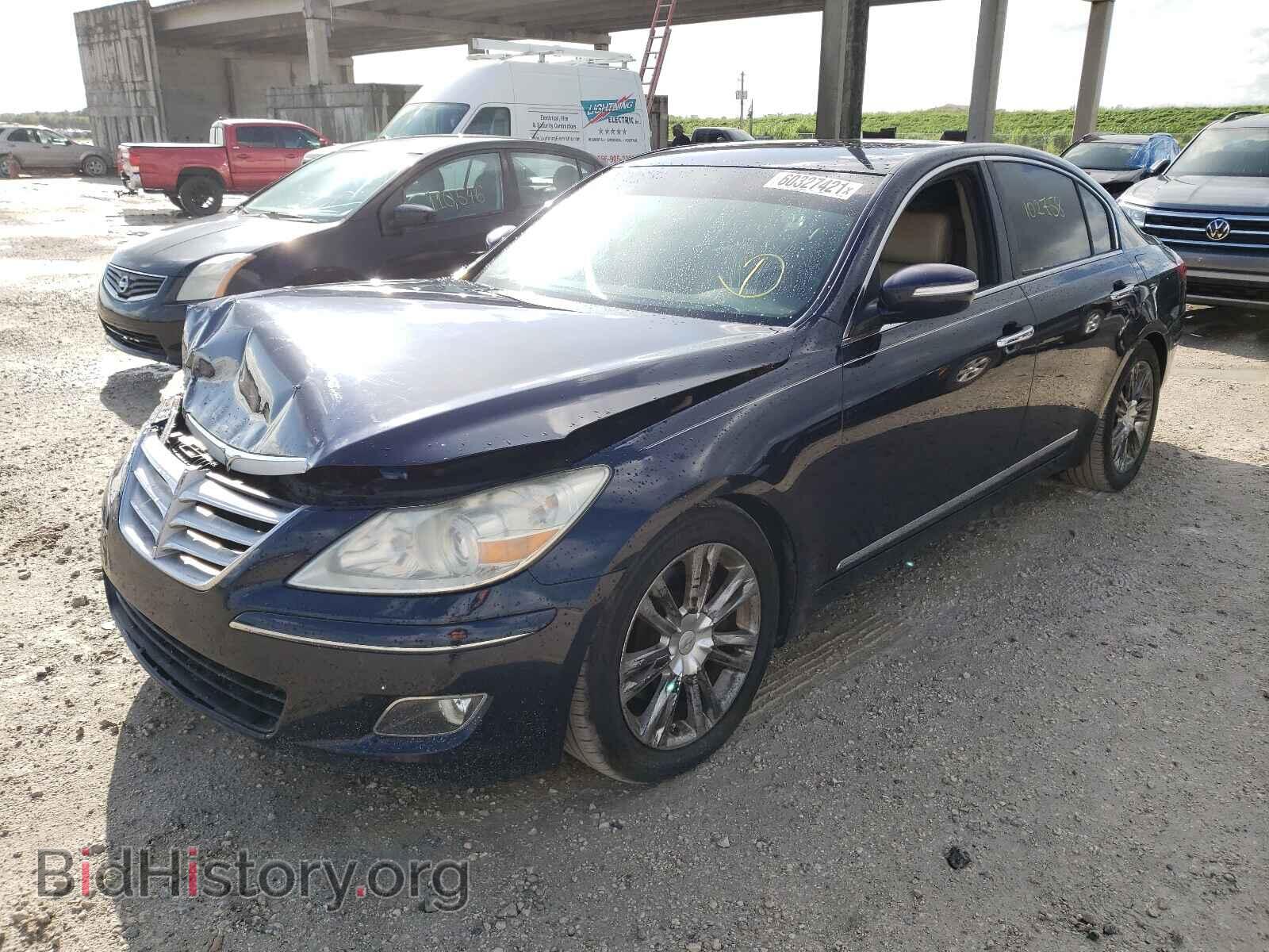 2009 HYUNDAI GENESIS - VIN: KMHGC46F69U058852 - Фото 2