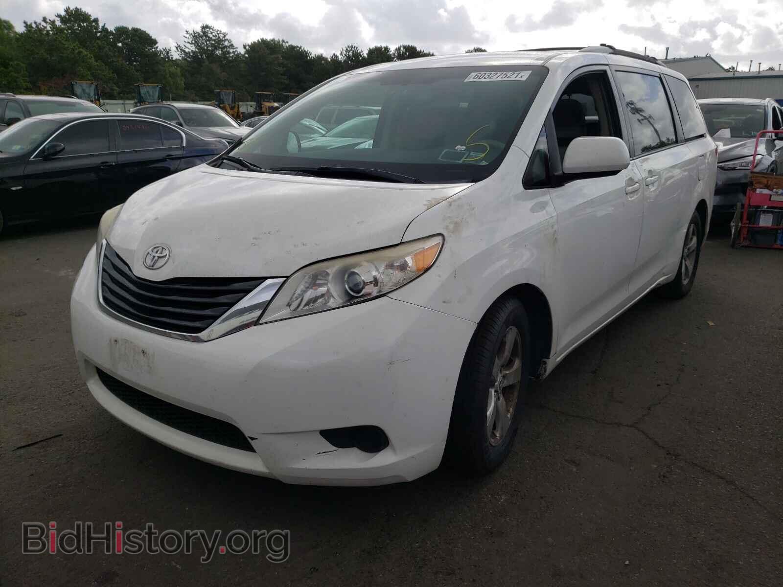 2012 TOYOTA SIENNA - VIN: 5TDKK3DC4CS267538 - Фото 2
