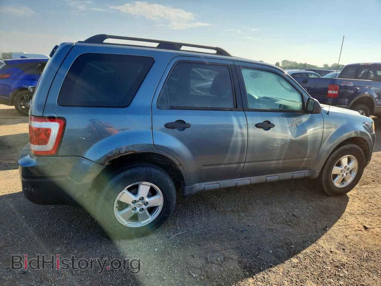 2011 FORD ESCAPE - VIN: 1FMCU0D77BKA54780 - Фото 3