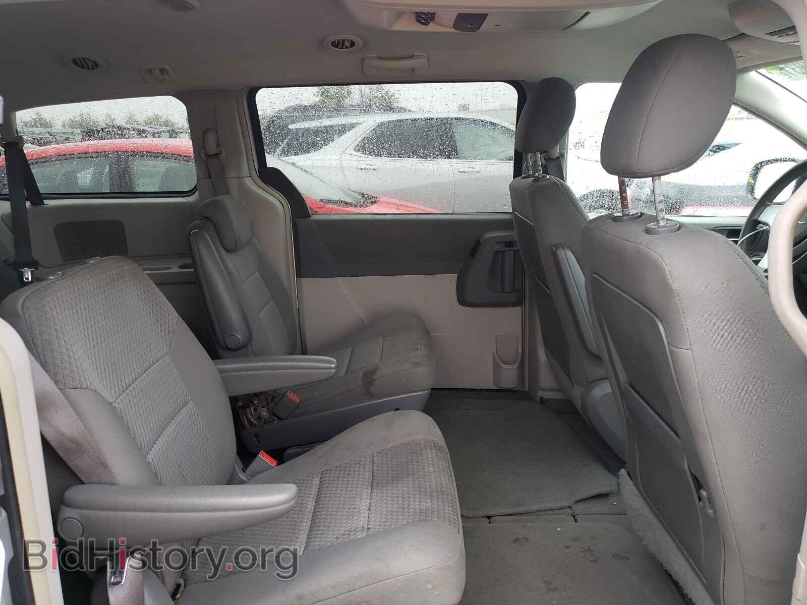 2008 CHRYSLER MINIVAN - VIN: 2A8HR44H78R781917 - Фото 6