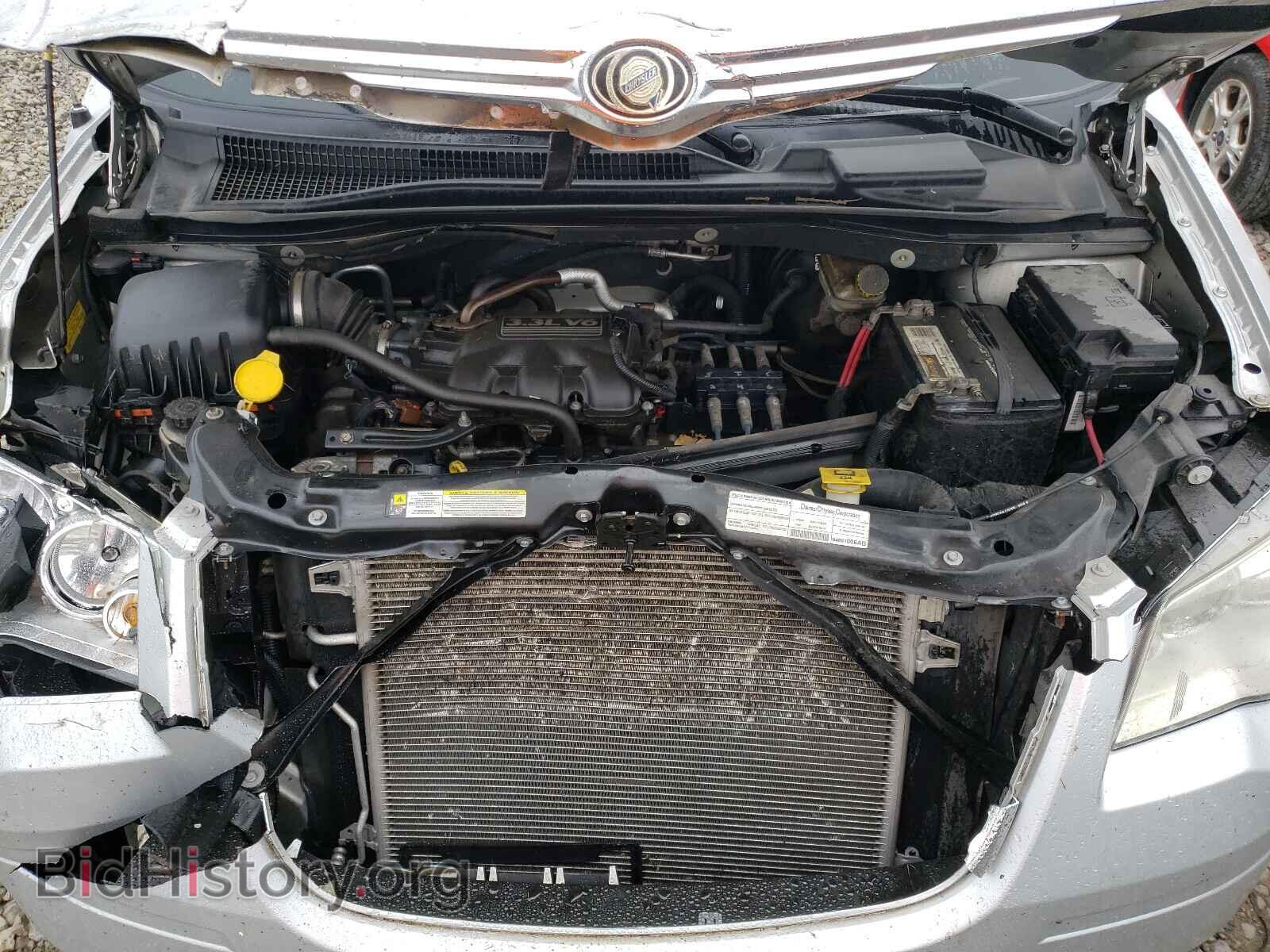 2008 CHRYSLER MINIVAN - VIN: 2A8HR44H78R781917 - Фото 7