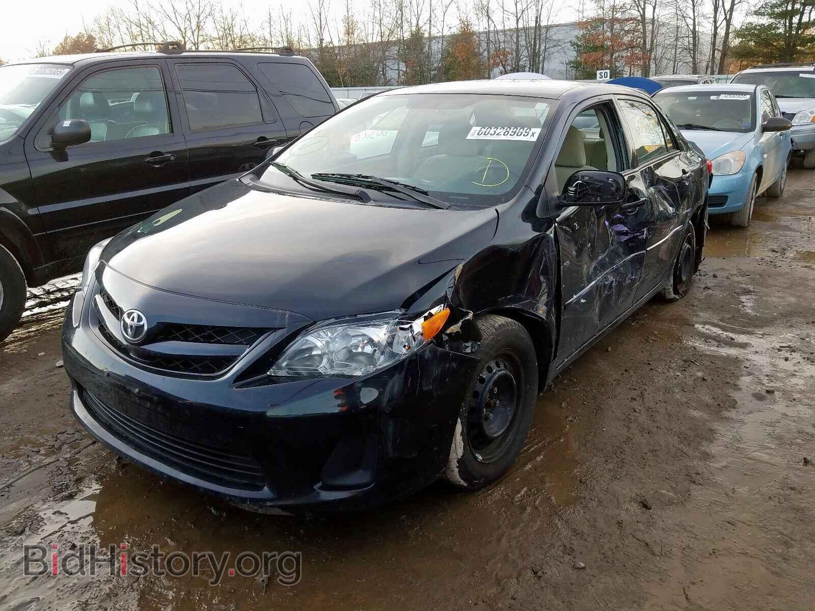 2011 TOYOTA COROLLA - VIN: 2T1BU4EE4BC690532 - Фото 2