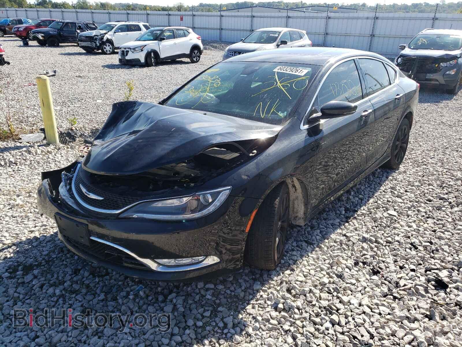 2015 CHRYSLER 200 - VIN: 1C3CCCCBXFN525845 - Фото 2