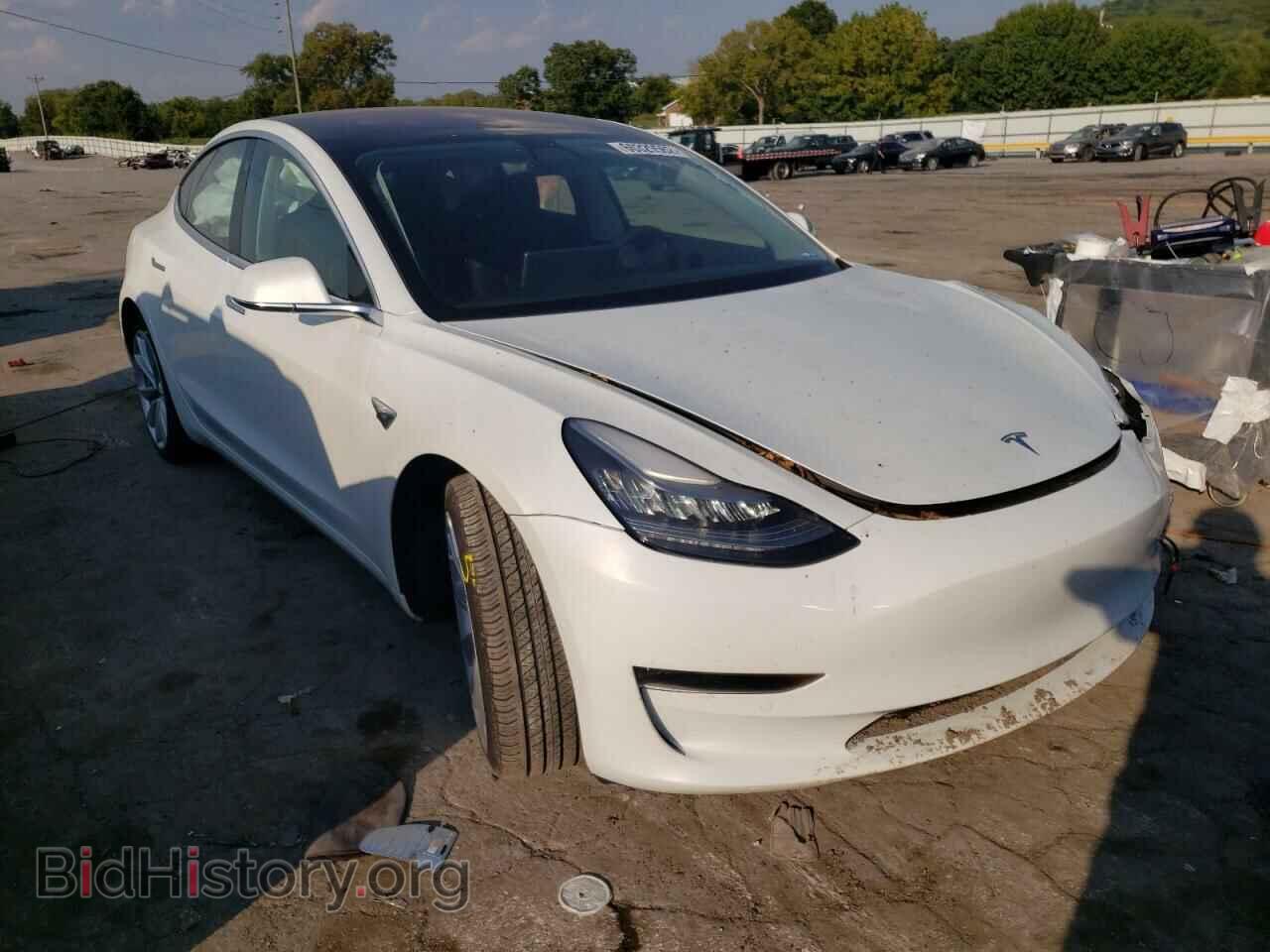 Фотография 5YJ3E1EB5JF146668 - TESLA MODEL 3 2018