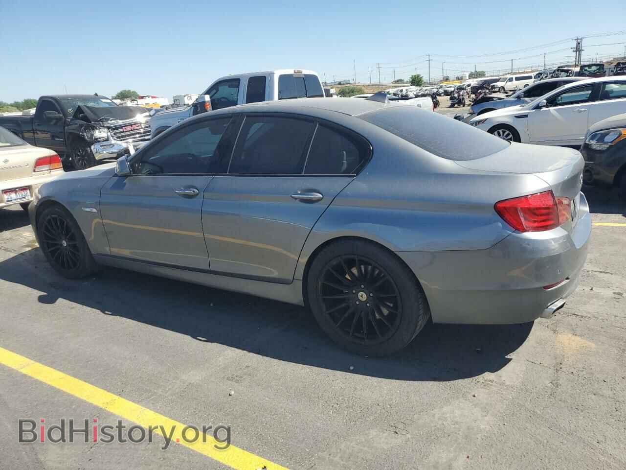 2011 BMW 5 SERIES - VIN: WBAFR9C52BC618124 - Фото 2