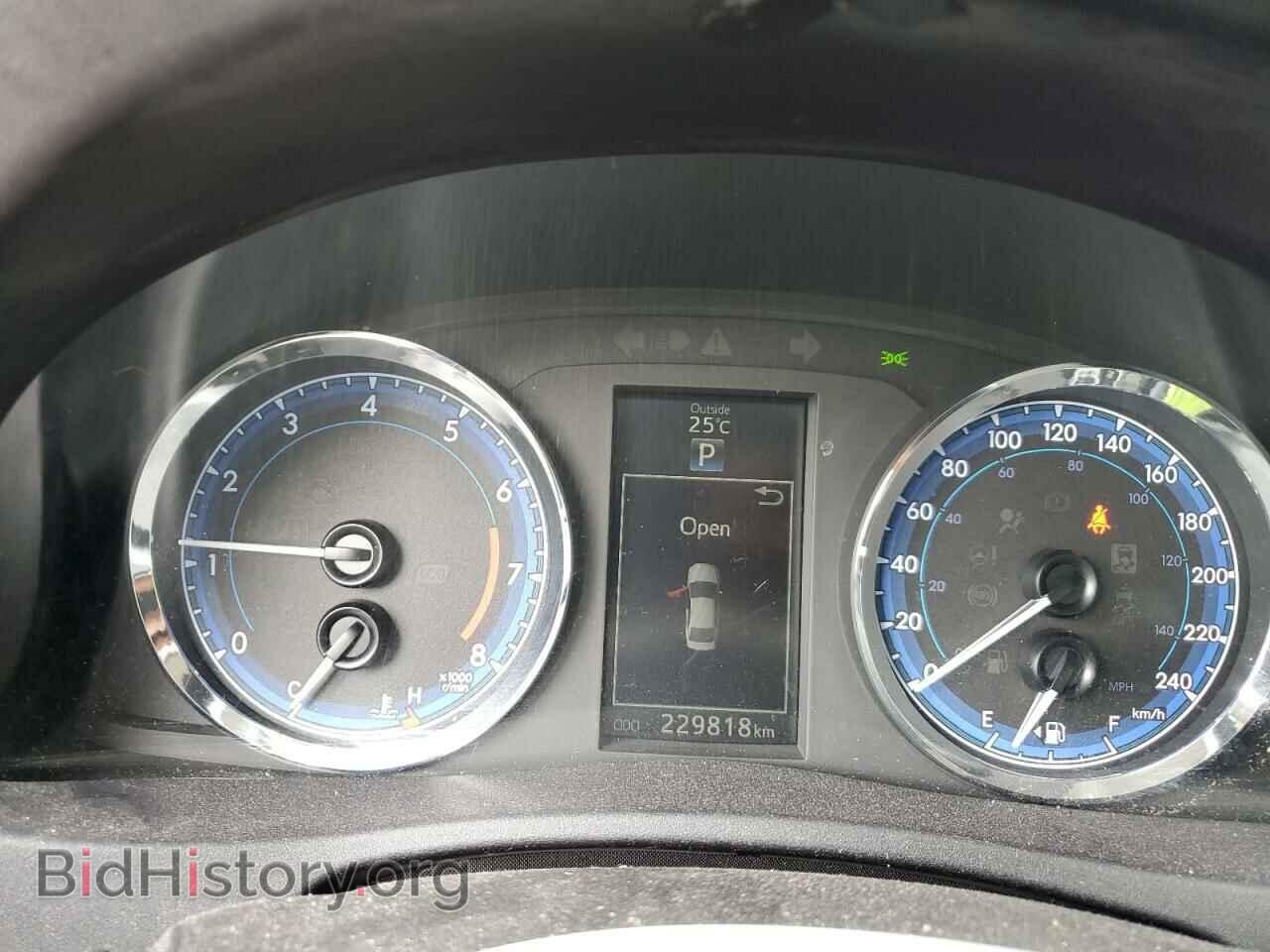 2017 TOYOTA COROLLA - VIN: 2T1BURHE4HC823016 - Фото 9