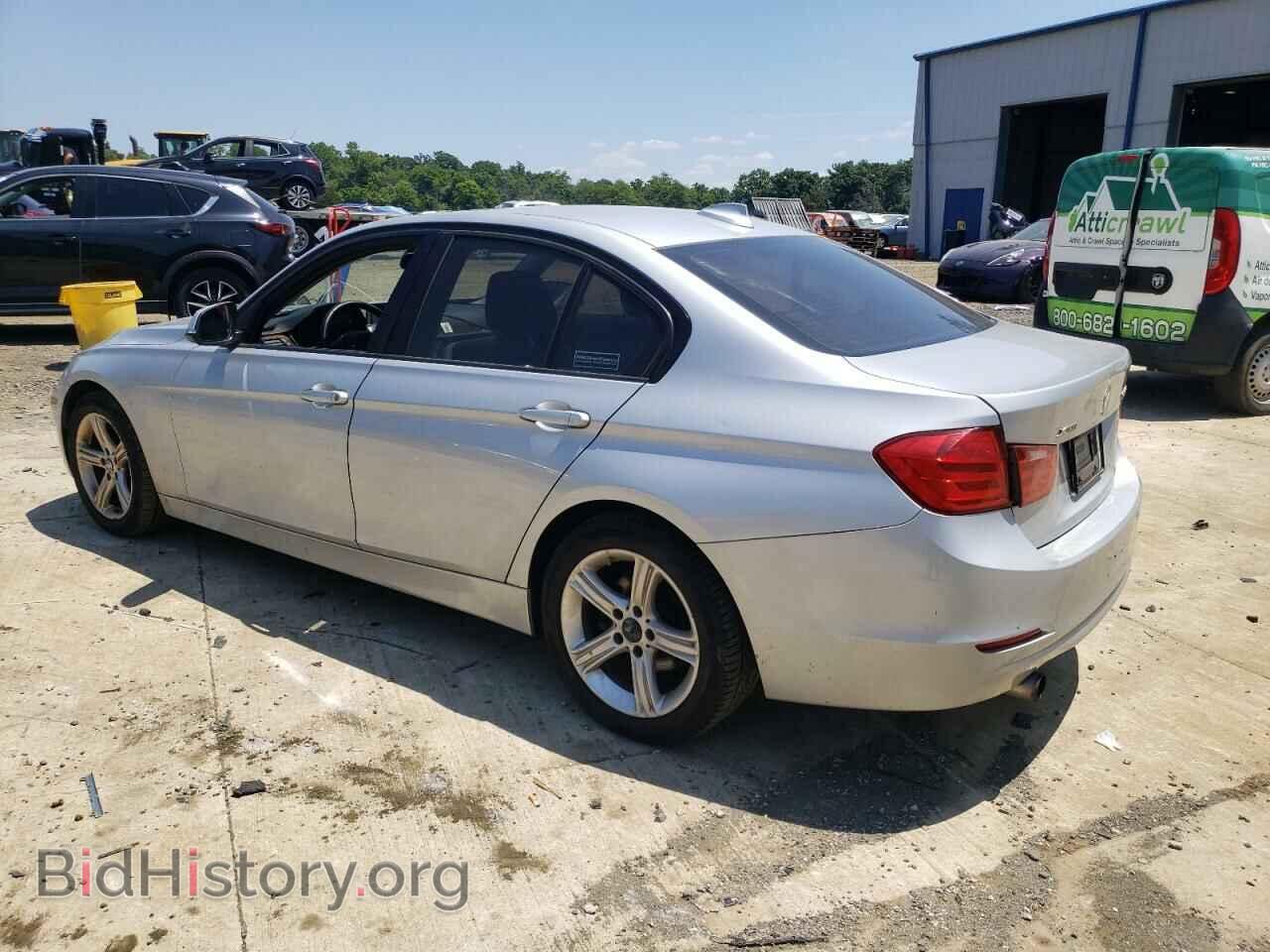 2013 BMW 3 SERIES - VIN: WBA3C3C55DF982816 - Фото 2