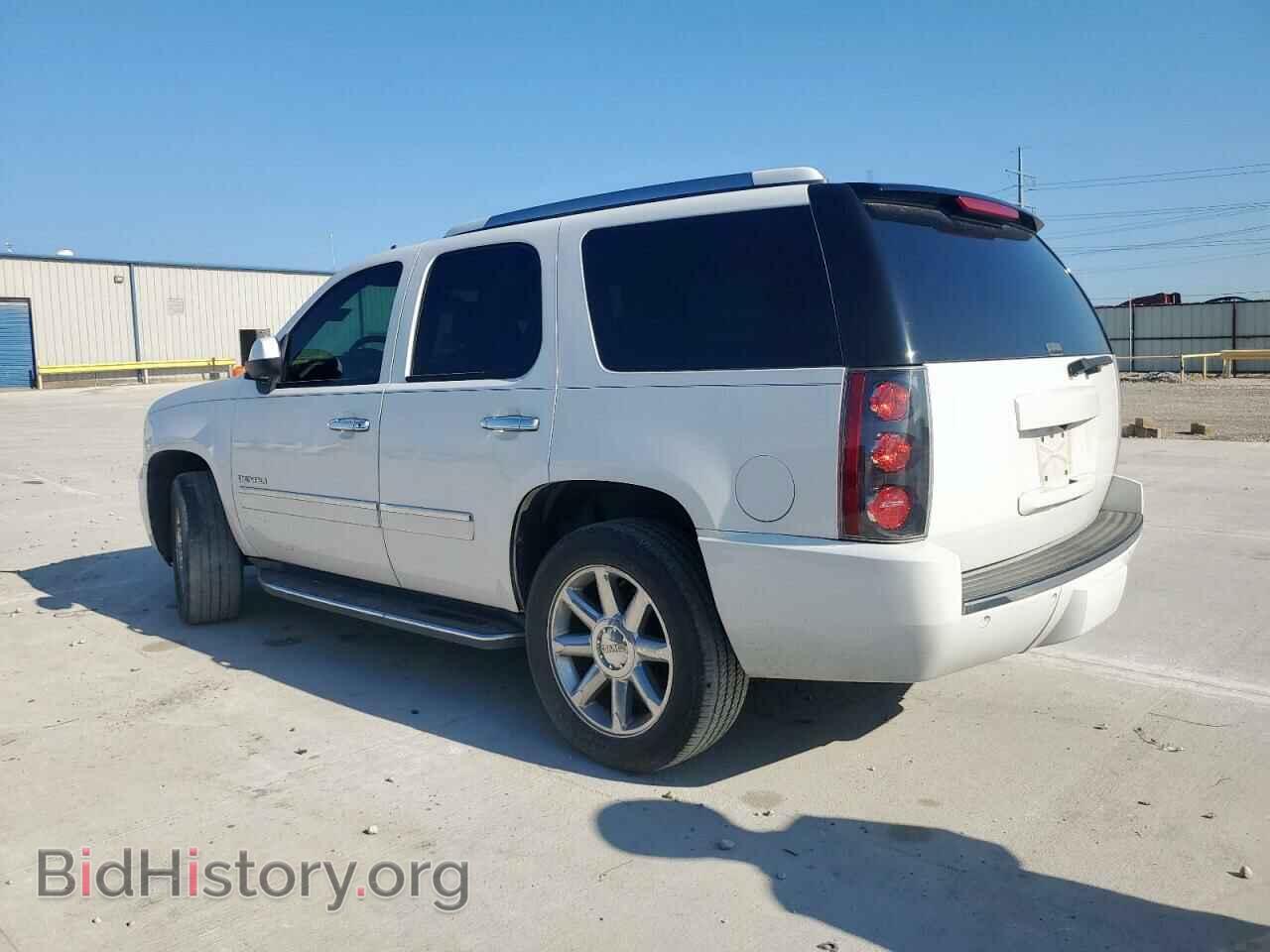 2011 GMC YUKON - VIN: 1GKS1EEFXBR397204 - Фото 2