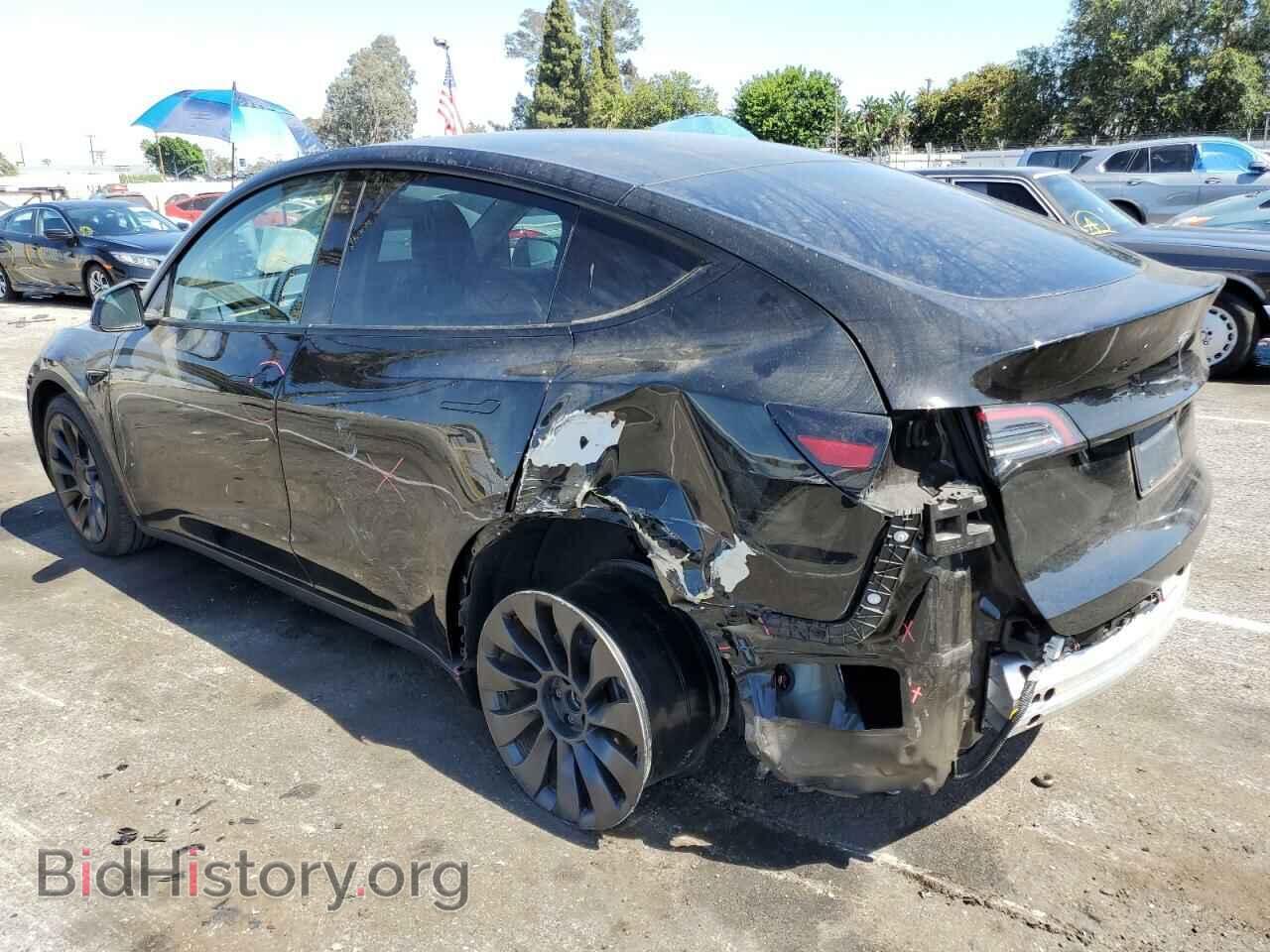 2022 TESLA MODEL Y - VIN: 7SAYGAEE4NF382229 - Фото 2