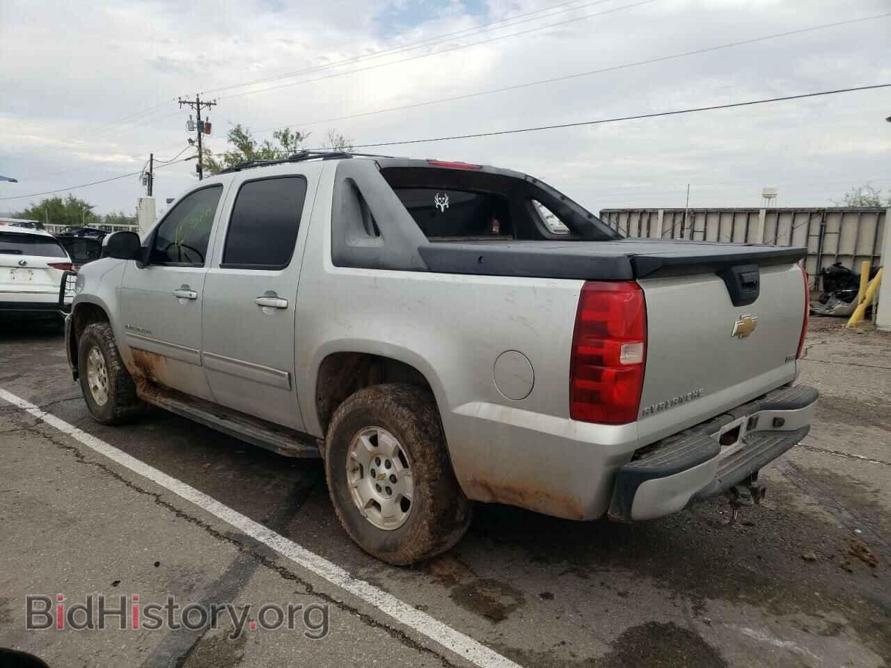 2011 CHEVROLET AVALANCHE - VIN: 3GNTKEE36BG313339 - Фото 3