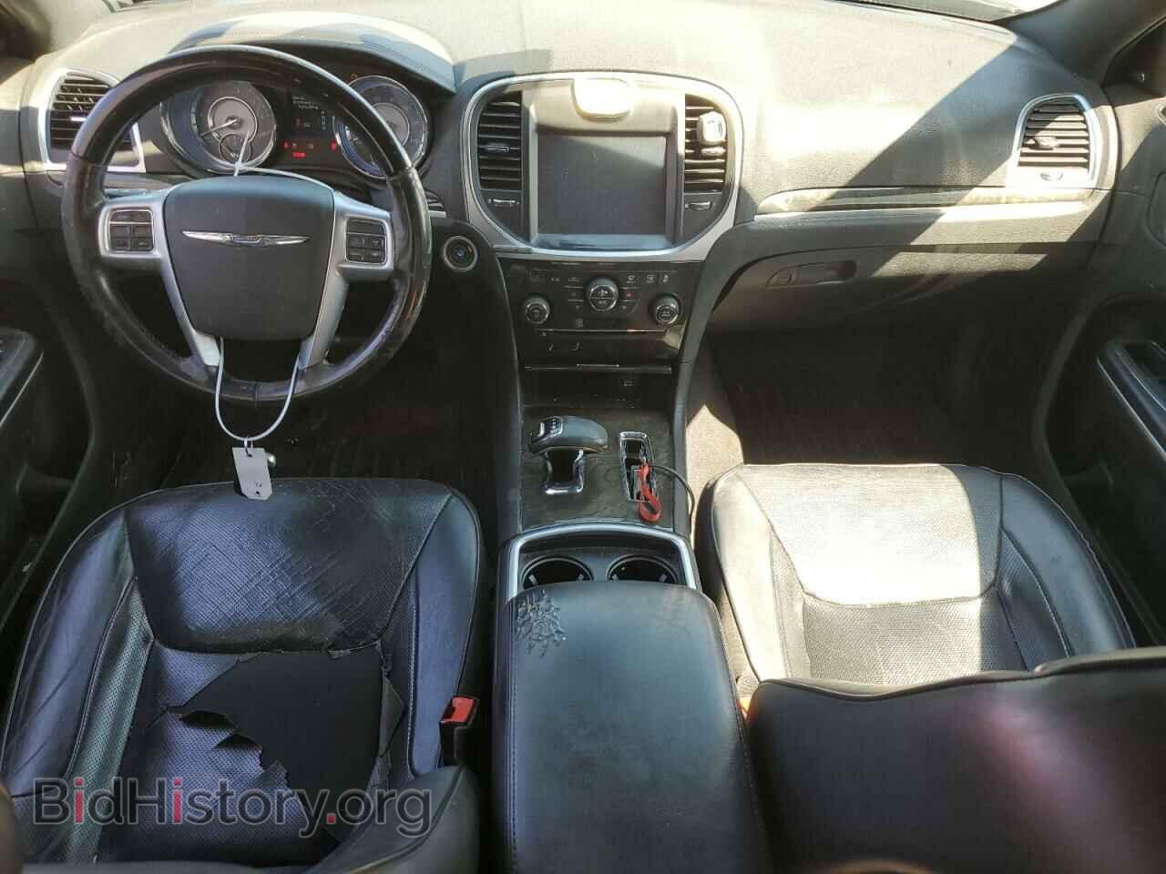 2013 CHRYSLER 300 - VIN: 2C3CCAKG2DH645176 - Фото 8