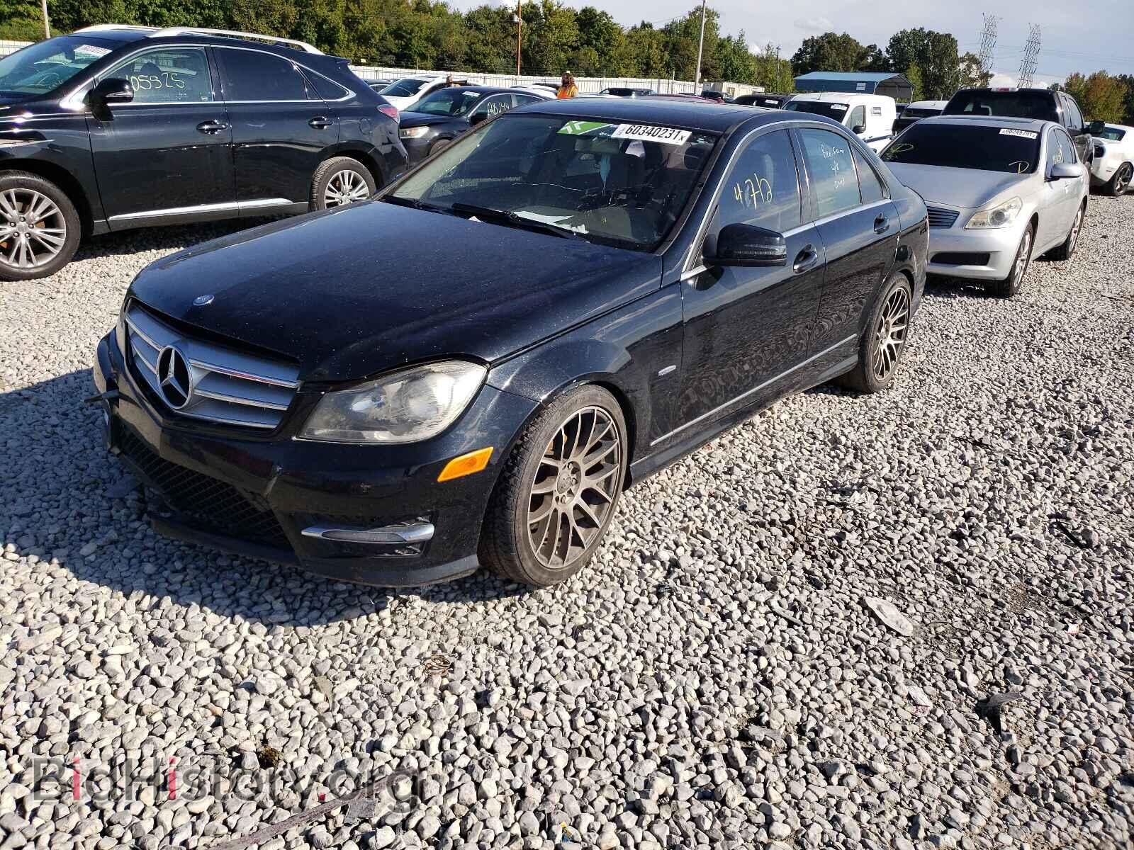 2012 MERCEDES-BENZ C-CLASS - VIN: WDDGF4HB8CA623798 - Фото 2