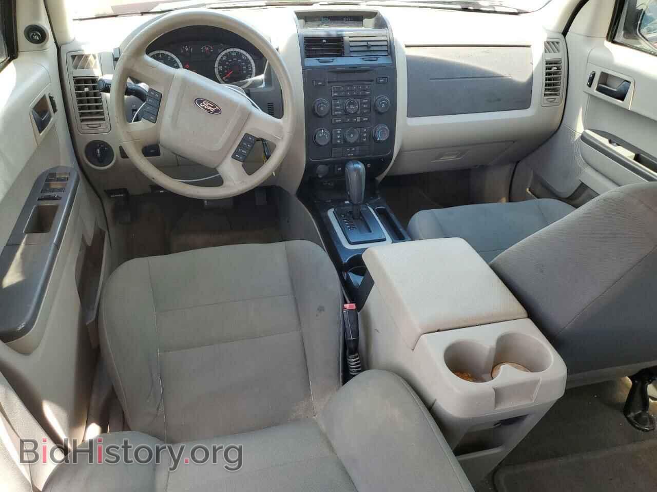 2011 FORD ESCAPE - VIN: 1FMCU0C76BKC16352 - Фото 8