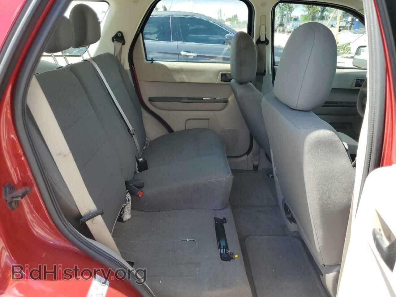 2011 FORD ESCAPE - VIN: 1FMCU0C76BKC16352 - Фото 10