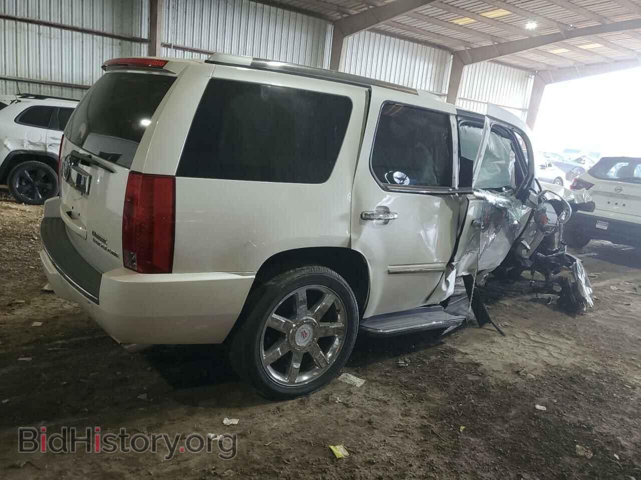 2011 CADILLAC ESCALADE - VIN: 1GYS3BEFXBR266420 - Фото 3