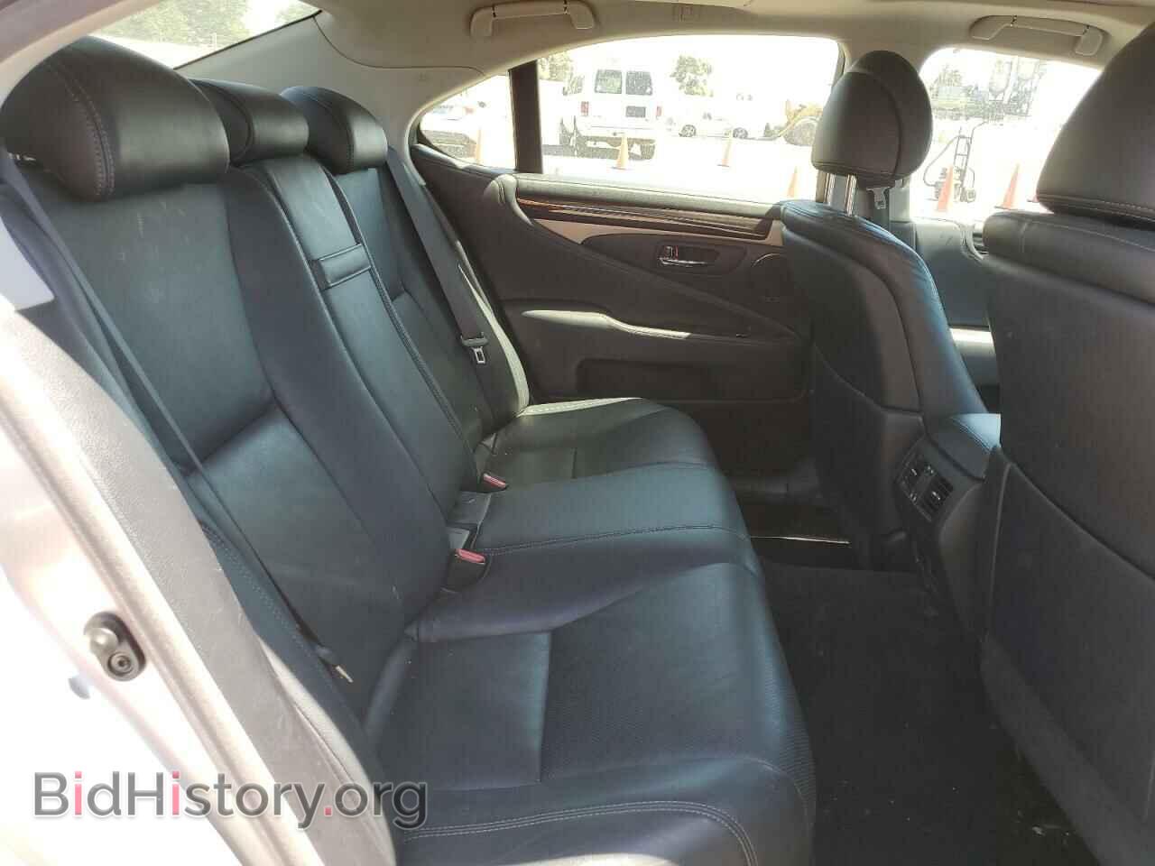 2015 LEXUS LS460 - VIN: JTHCL5EF3F5024723 - Photo 10