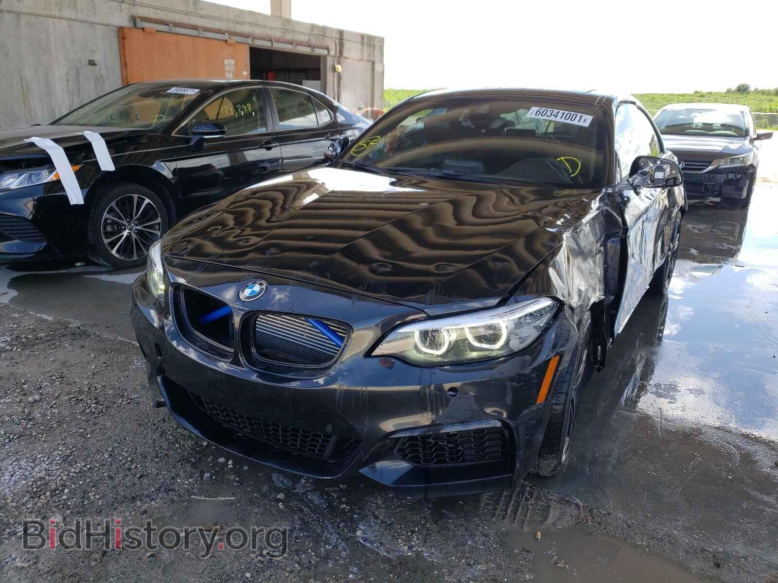 2019 BMW M2 - VIN: WBA2J5C59KVC07700 - Фото 2
