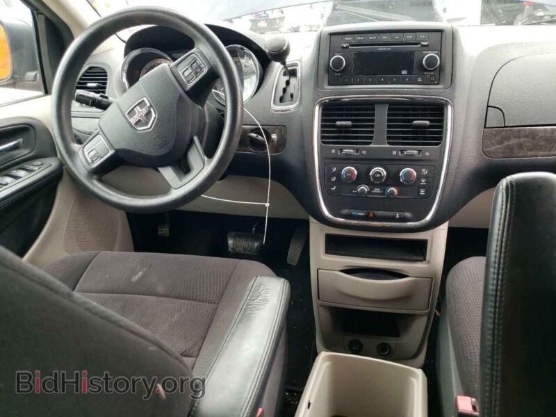2011 Dodge CARAVAN (VIN 2D4RN3DG9BR645906) — photo 8 of 12