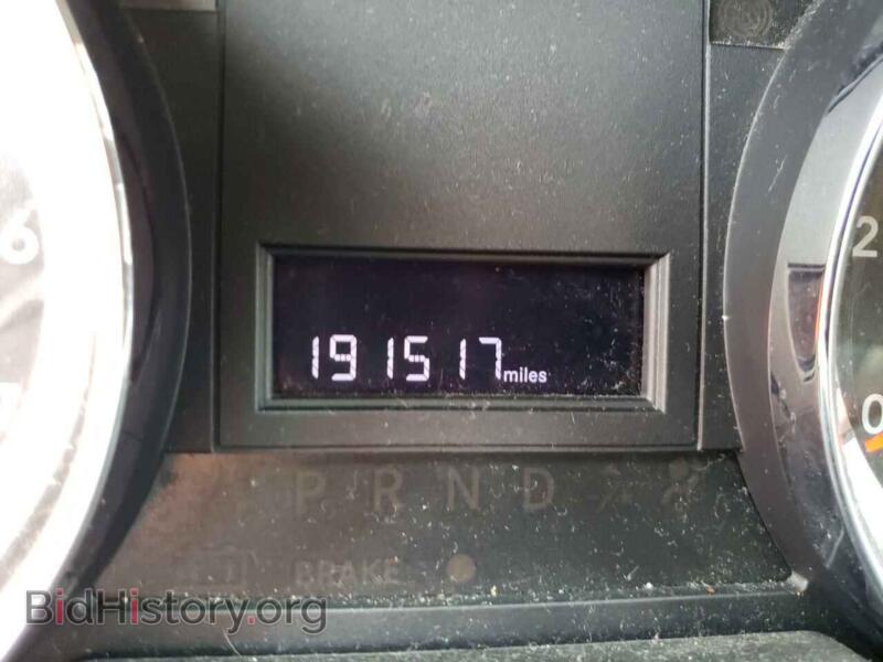 2011 Dodge CARAVAN (VIN 2D4RN3DG9BR645906) — photo 9 of 12