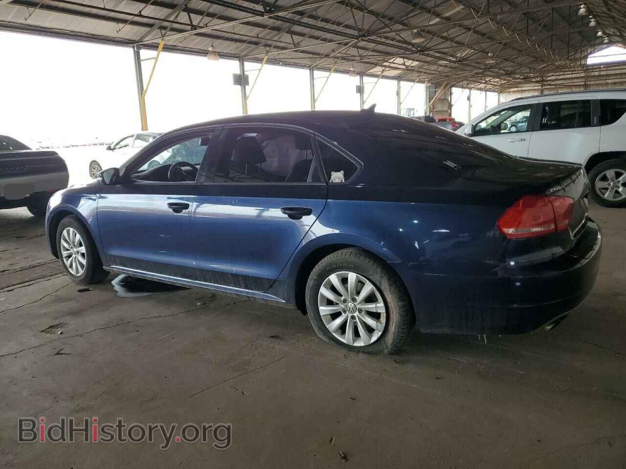 2015 VOLKSWAGEN PASSAT - VIN: 1VWAT7A34FC049025 - Фото 2