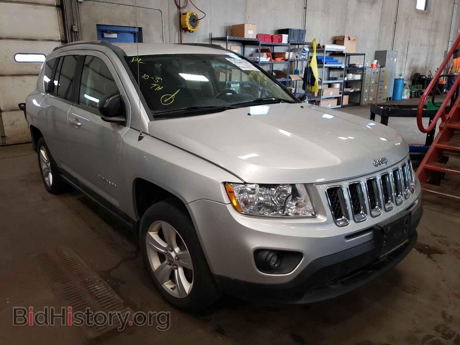 Photo 1J4NF1FB7BD257911 - JEEP COMPASS 2011