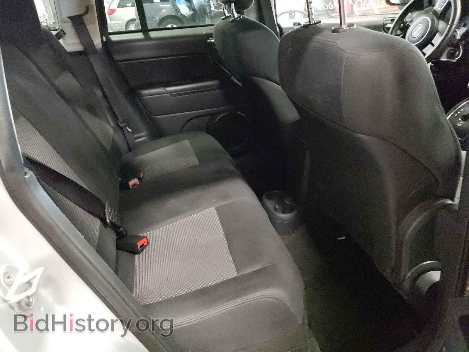 2011 JEEP COMPASS - VIN: 1J4NF1FB7BD257911 - Photo 6