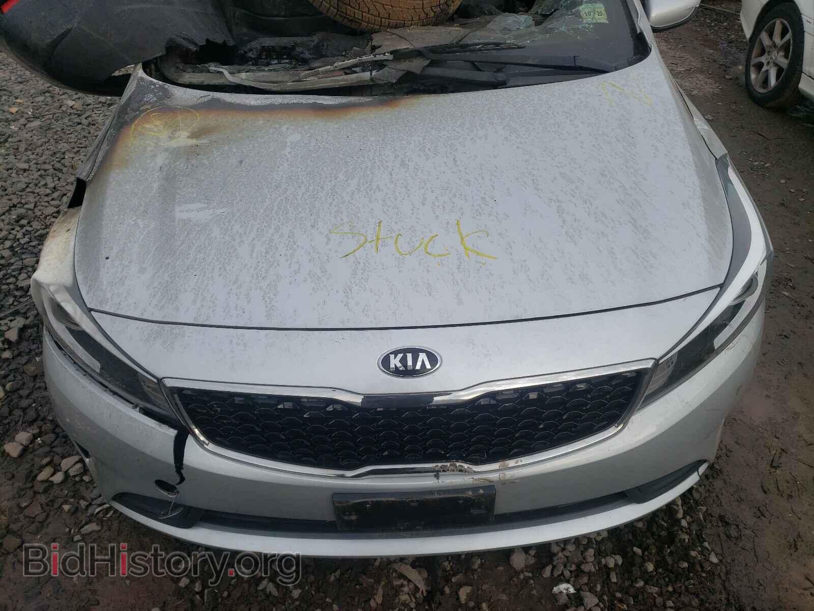 2017 KIA FORTE - VIN: 3KPFK4A76HE110819 - Фото 7