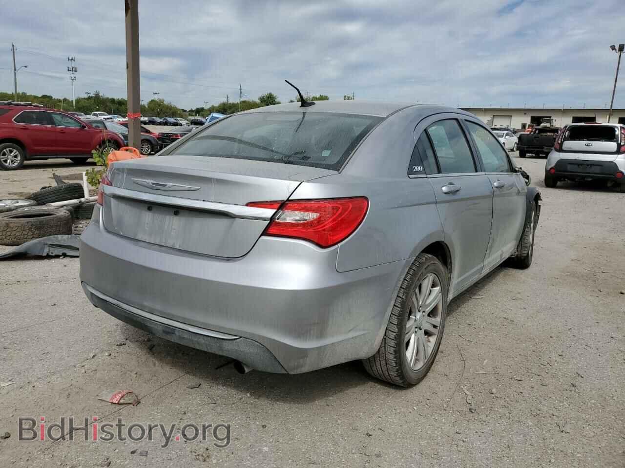 2013 CHRYSLER 200 - VIN: 1C3CCBBB5DN598243 - Фото 4