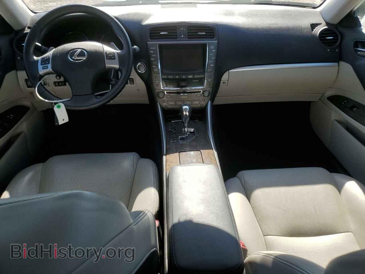 2011 LEXUS IS - VIN: JTHCE5C25B5001755 - Photo 8