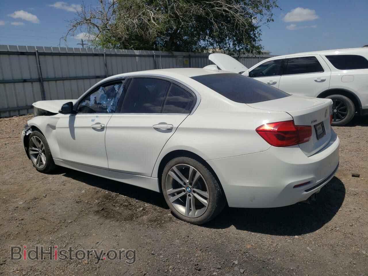 2018 BMW 3 SERIES - VIN: WBA8D9C52JEB35505 - Фото 2